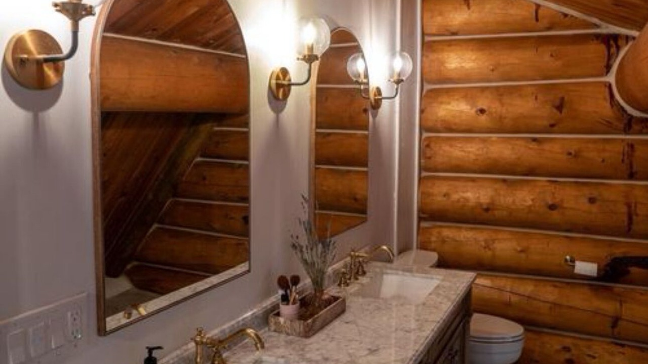 Photo of Bathroom in Delta Junction