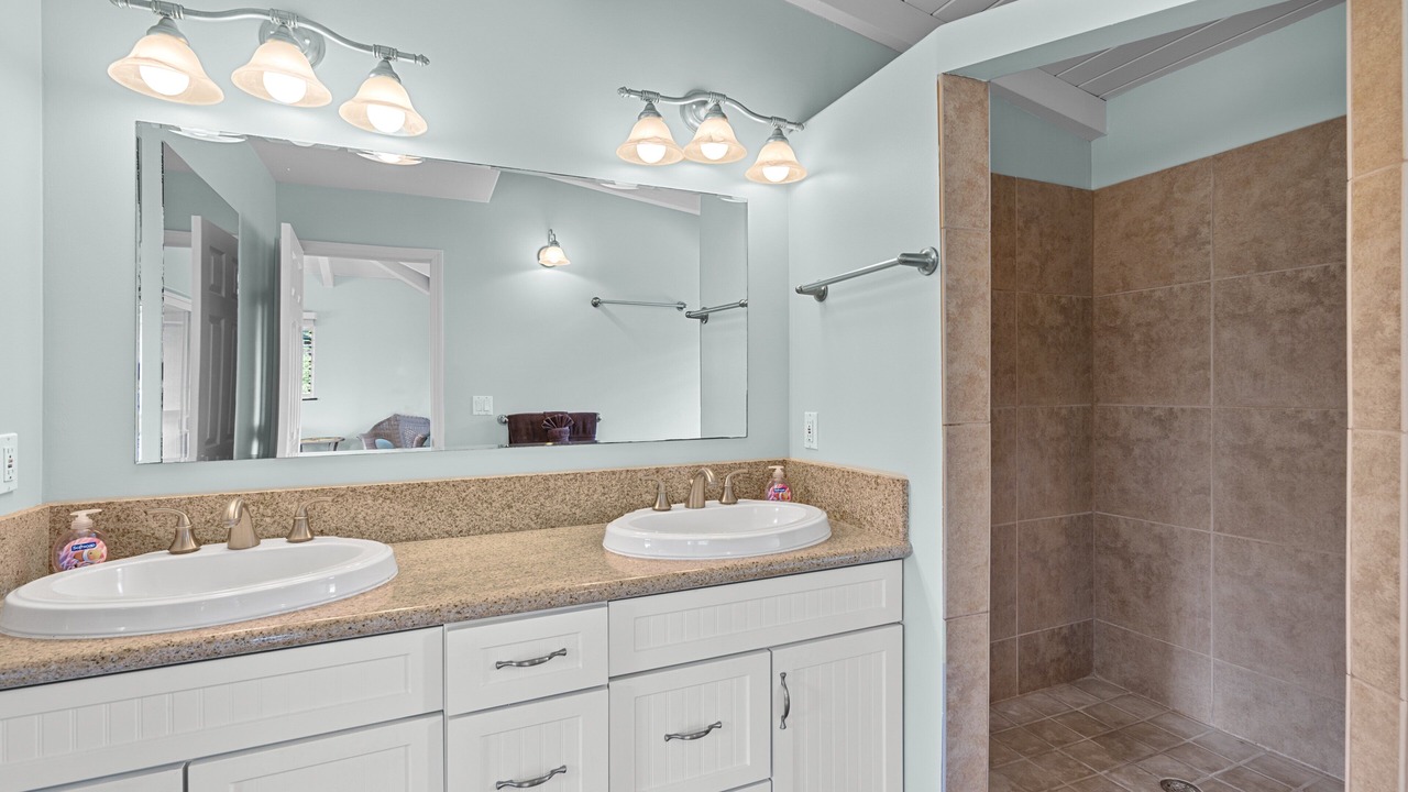 Photo of Bathroom in Kailua-Kona