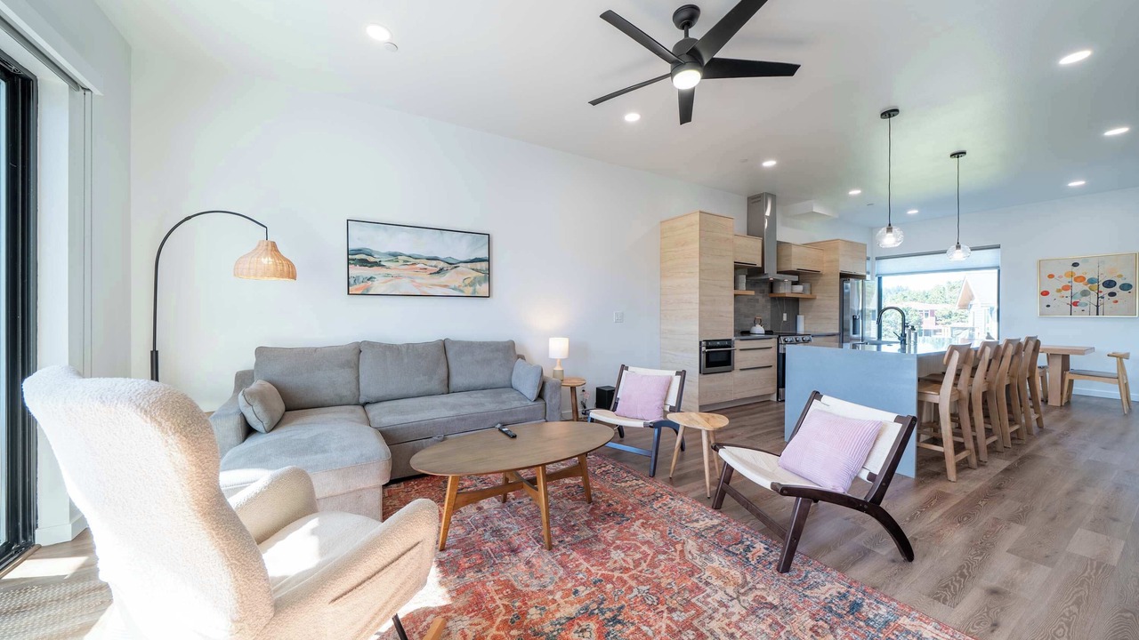 Photo of Livingroom in Waldport
