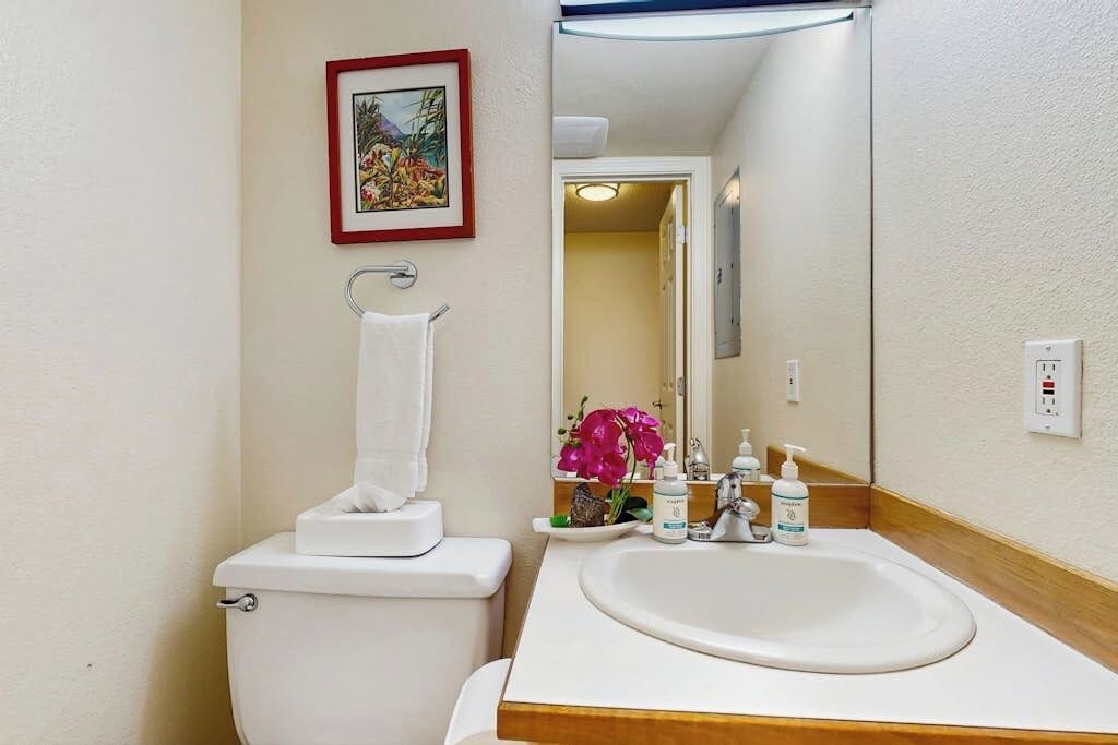 Photo of Bathroom in Nawiliwili