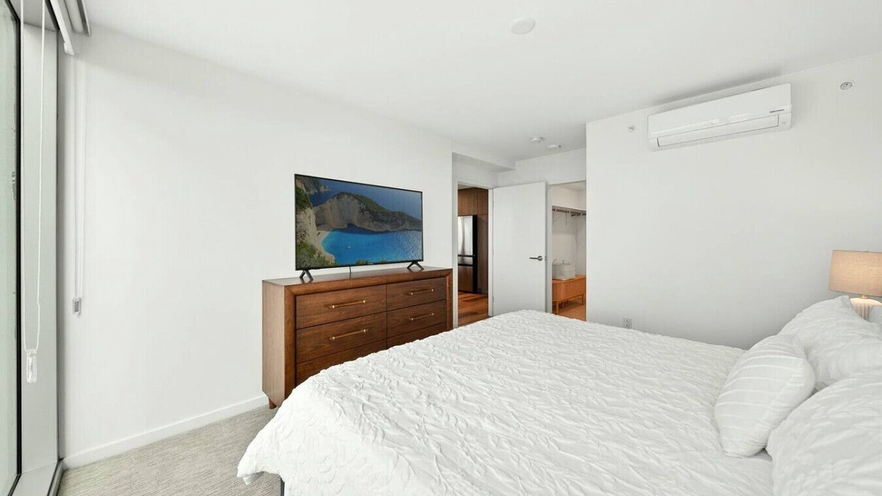 Photo of Bedroom in Ala Moana
