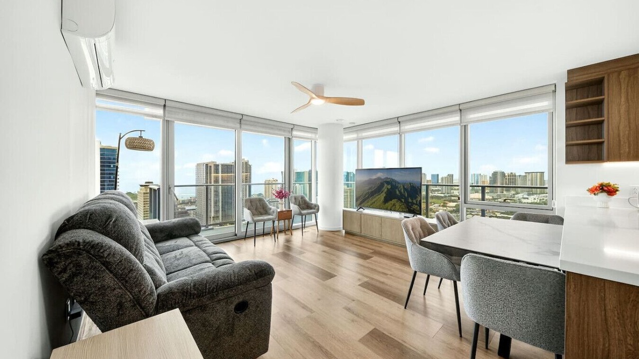 Photo of Livingroom in Ala Moana