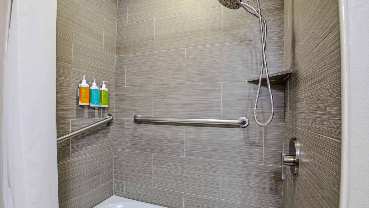 Photo of Bathroom in Kapaa