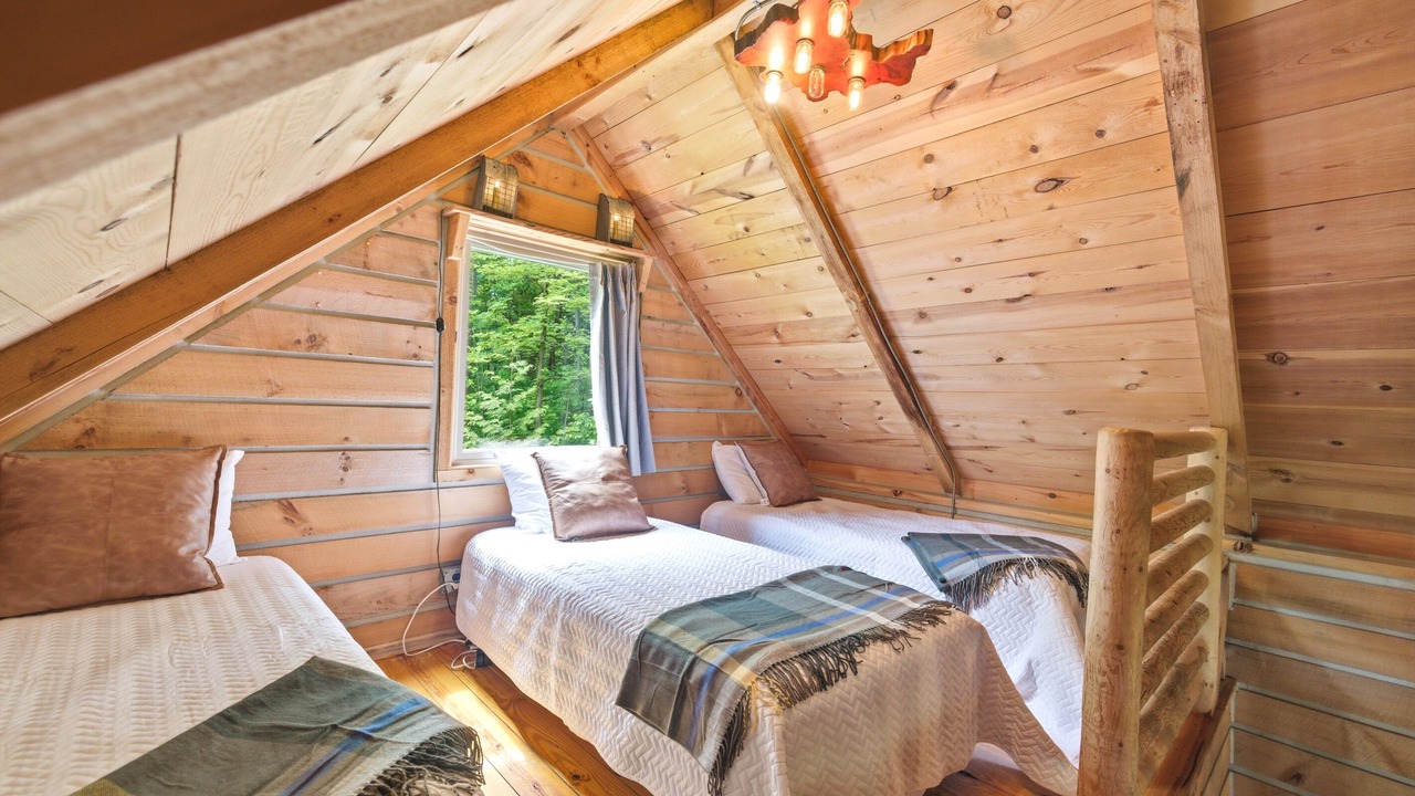 Photo of Bedroom in Harbert