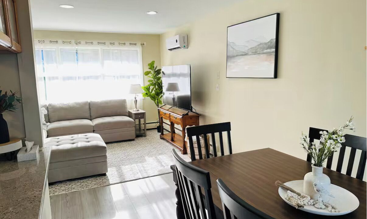 Photo of Livingroom in King of Prussia