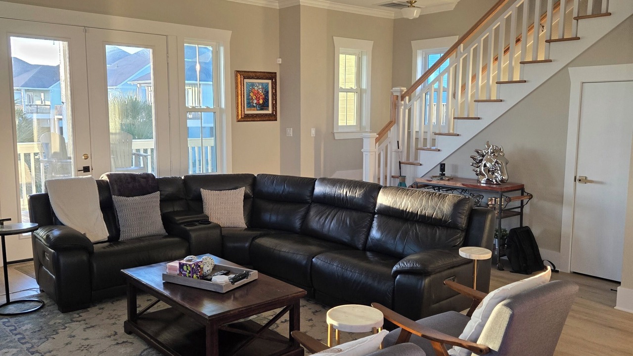 Photo of Livingroom in Terramar Beach