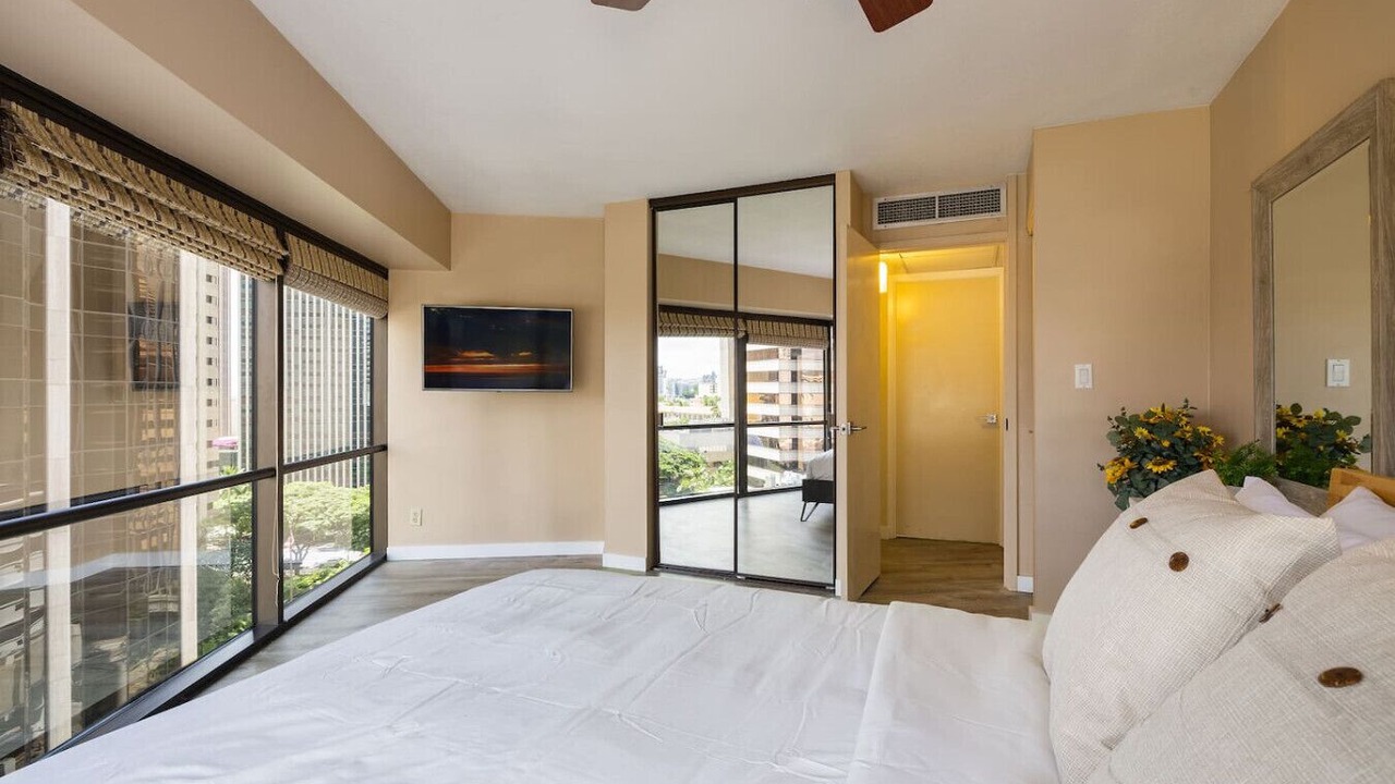Photo of Bedroom in Downtown Honolulu