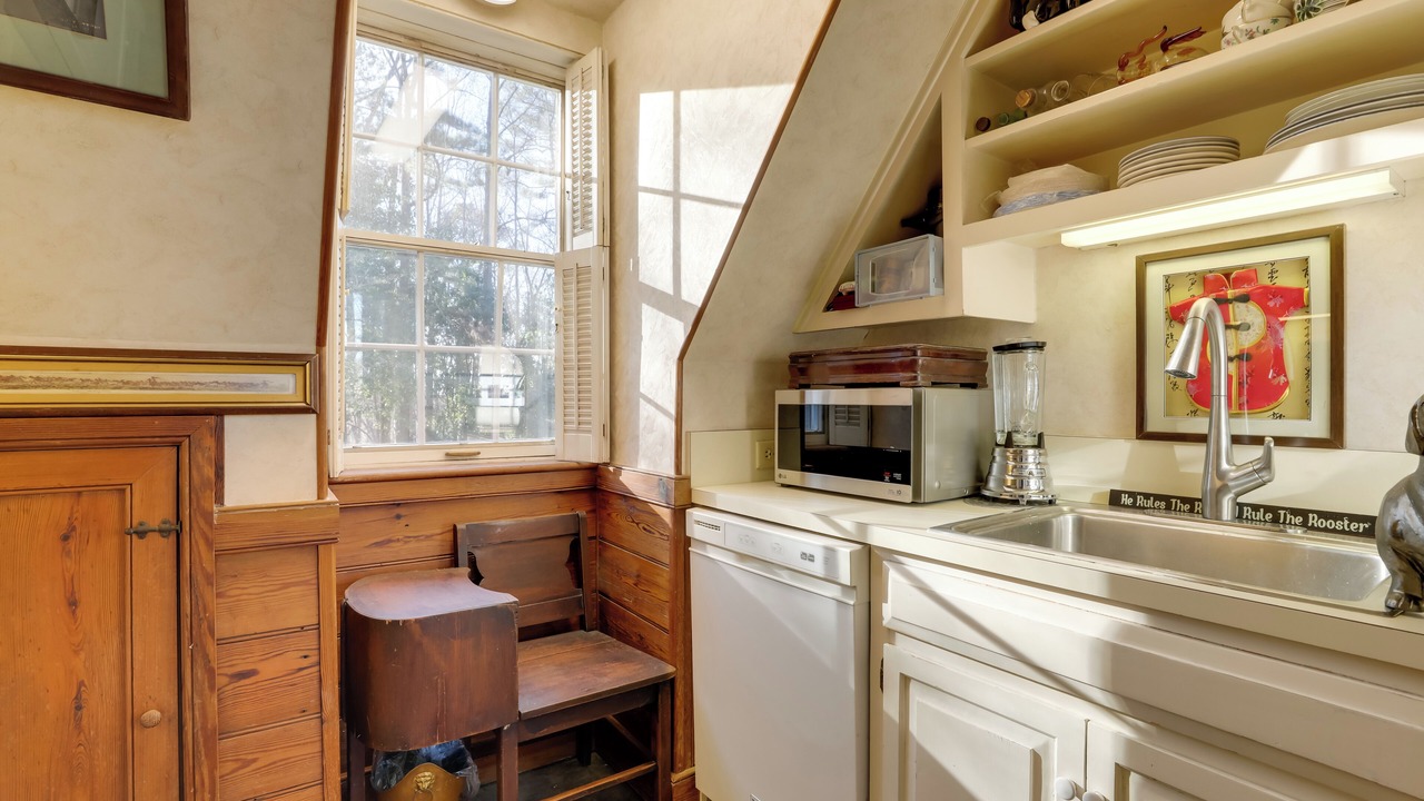 Photo of Kitchen in Mount Paran - Northside
