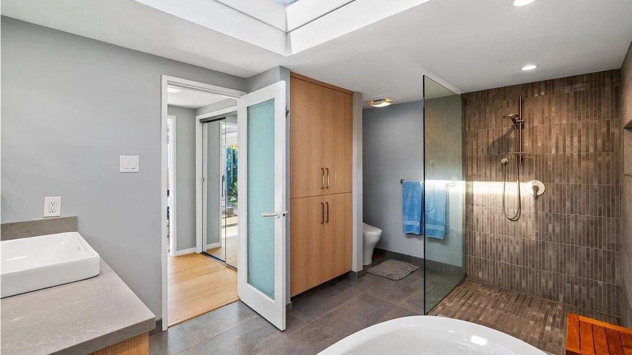 Photo of Bathroom in Napili