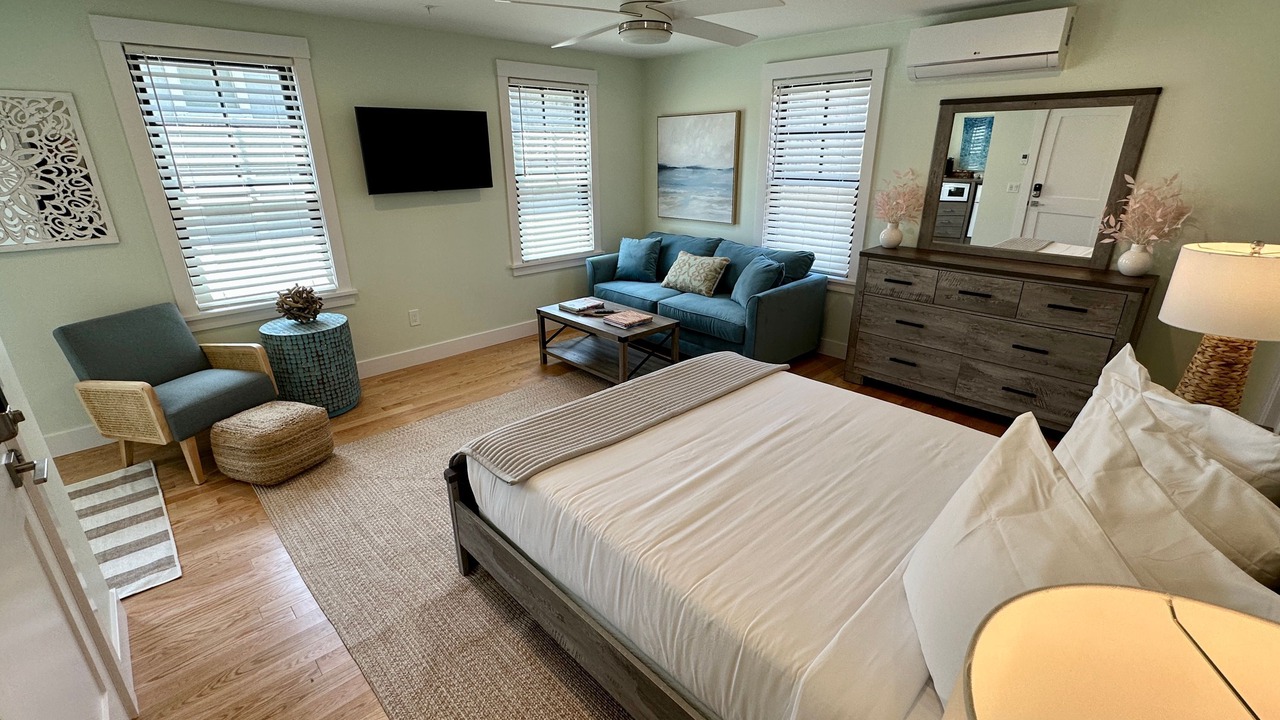 Photo of Bedroom in Yachting Village