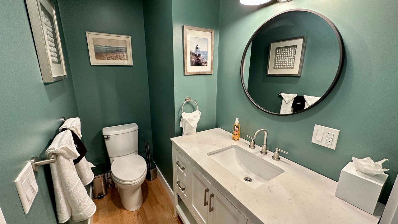 Photo of Bedroom in Yachting Village