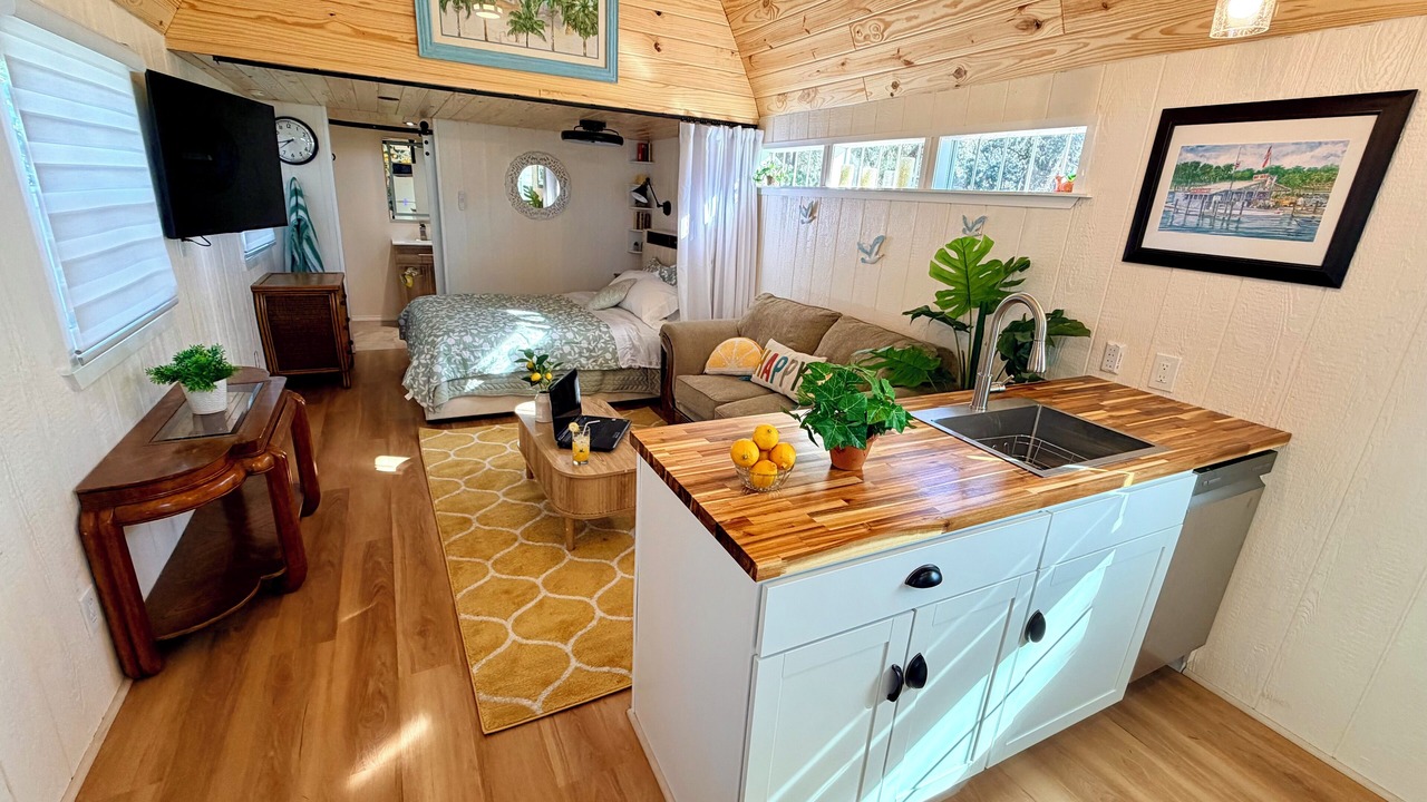 Photo of Bedroom in Homosassa
