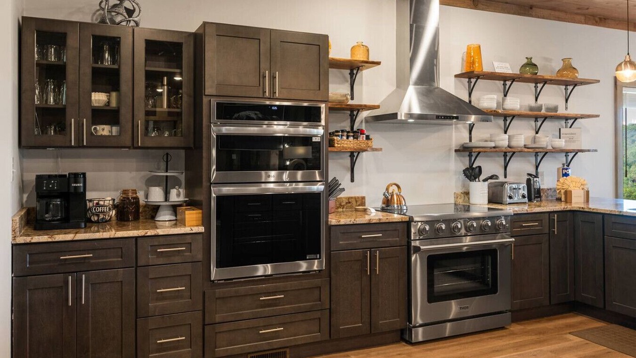 Photo of Kitchen in Gatlinburg - Pigeon Forge