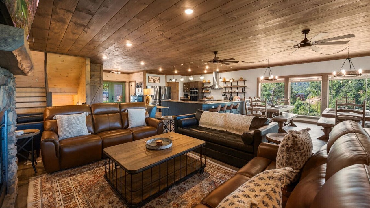 Photo of Livingroom in Gatlinburg - Pigeon Forge