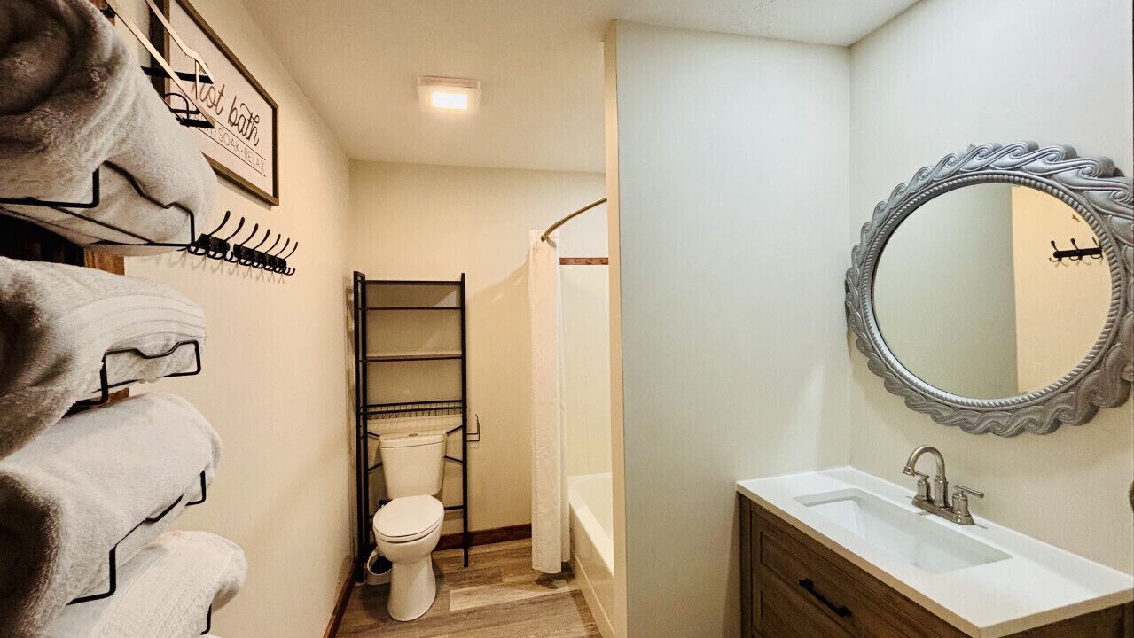 Photo of Bathroom in Confluence