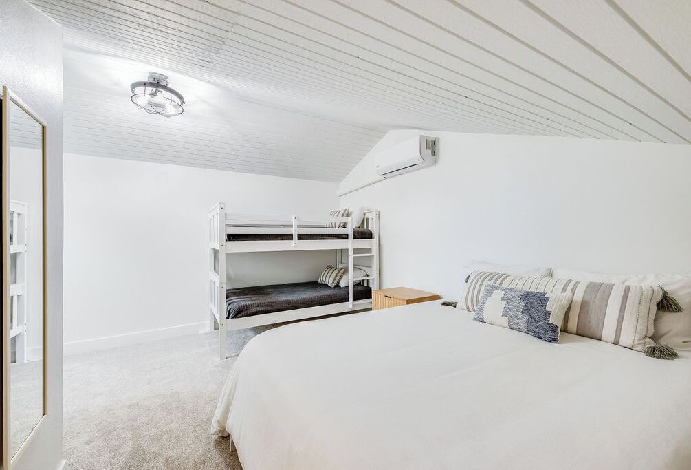 Photo of Bedroom in Kahuku