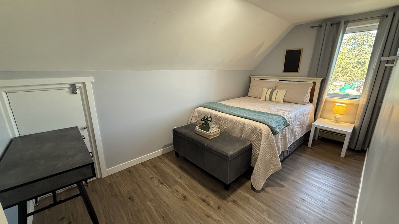 Photo of Bedroom in Fairbanks