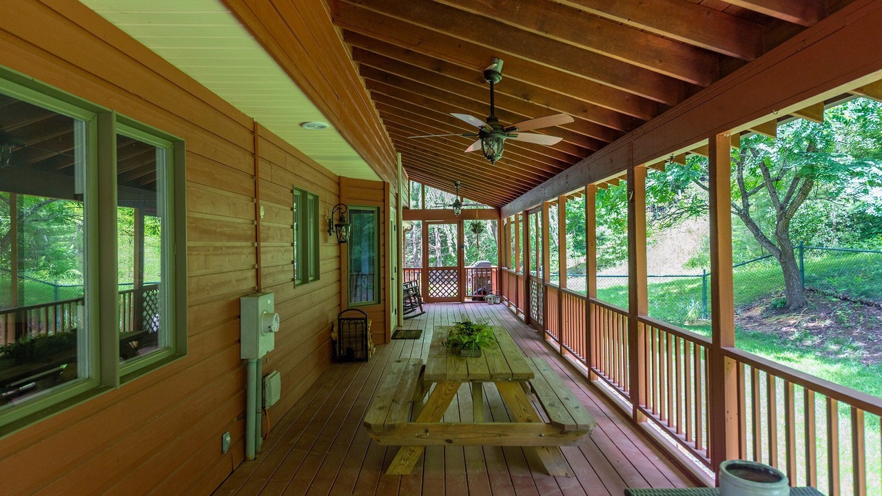 Photo of Outdoor in Marshall