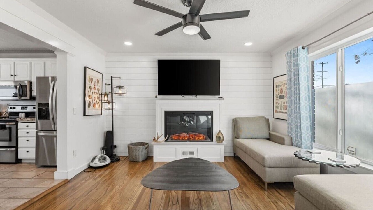 Photo of Livingroom in South Salt Lake