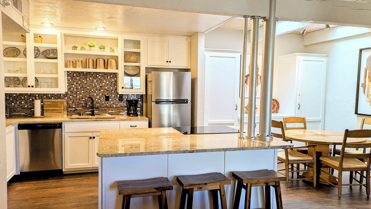 Photo of Kitchen in Northeast Santa Fe