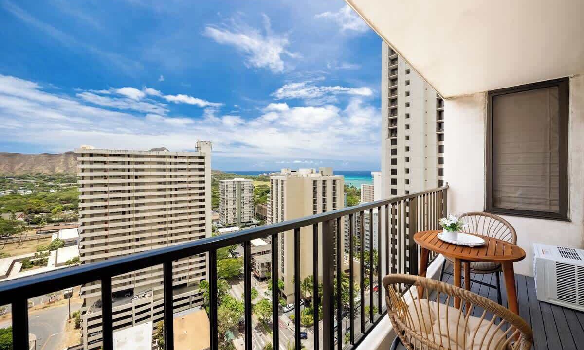 Photo of Patio Balcony in Waikiki