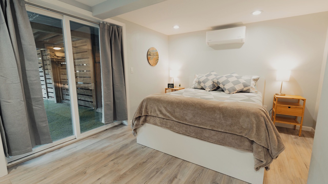 Photo of Bedroom in Gold Bar