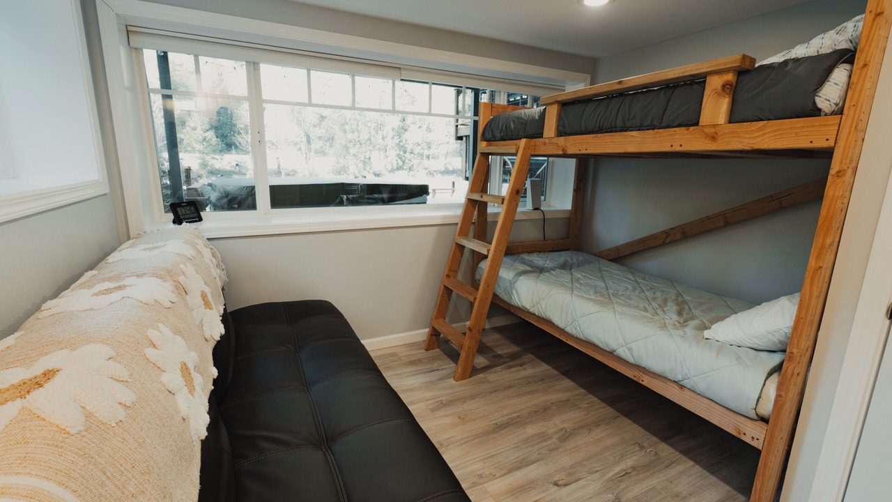 Photo of Bedroom in Gold Bar