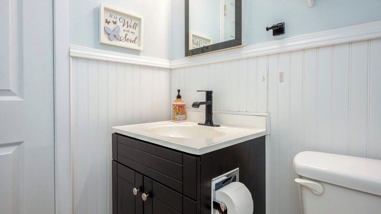 Photo of Bathroom in Mount Park