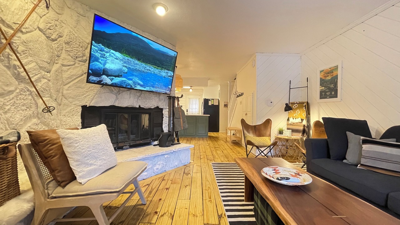 Photo of Livingroom in Red River