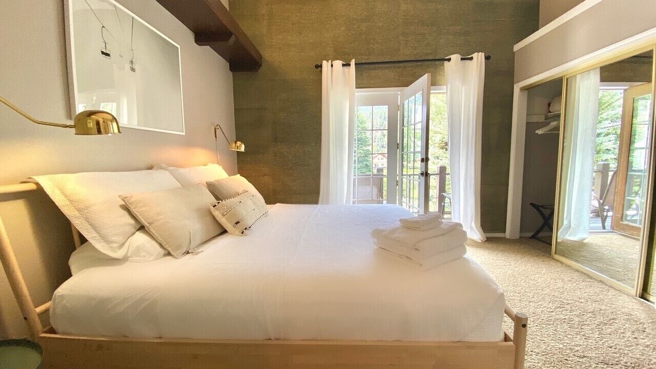 Photo of Bedroom in Red River