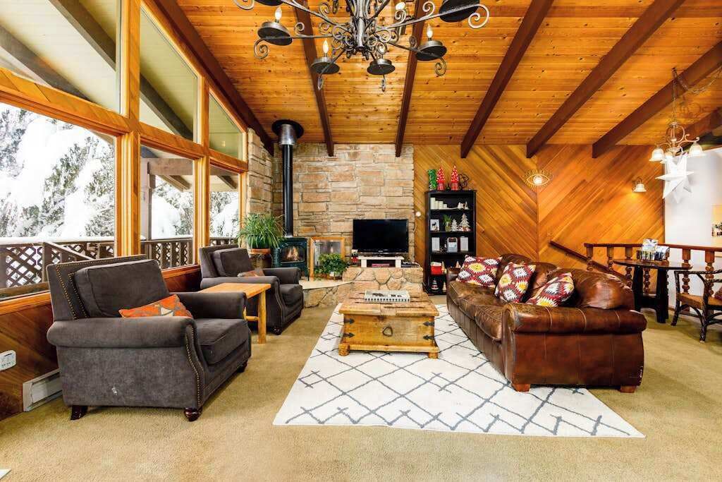 Photo of Livingroom in Alyeska