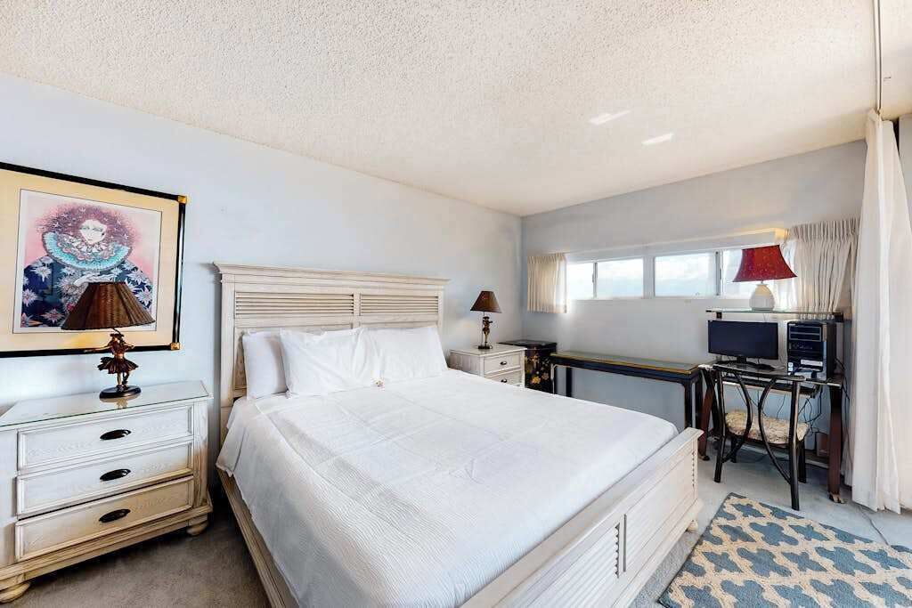 Photo of Bedroom in Maalaea