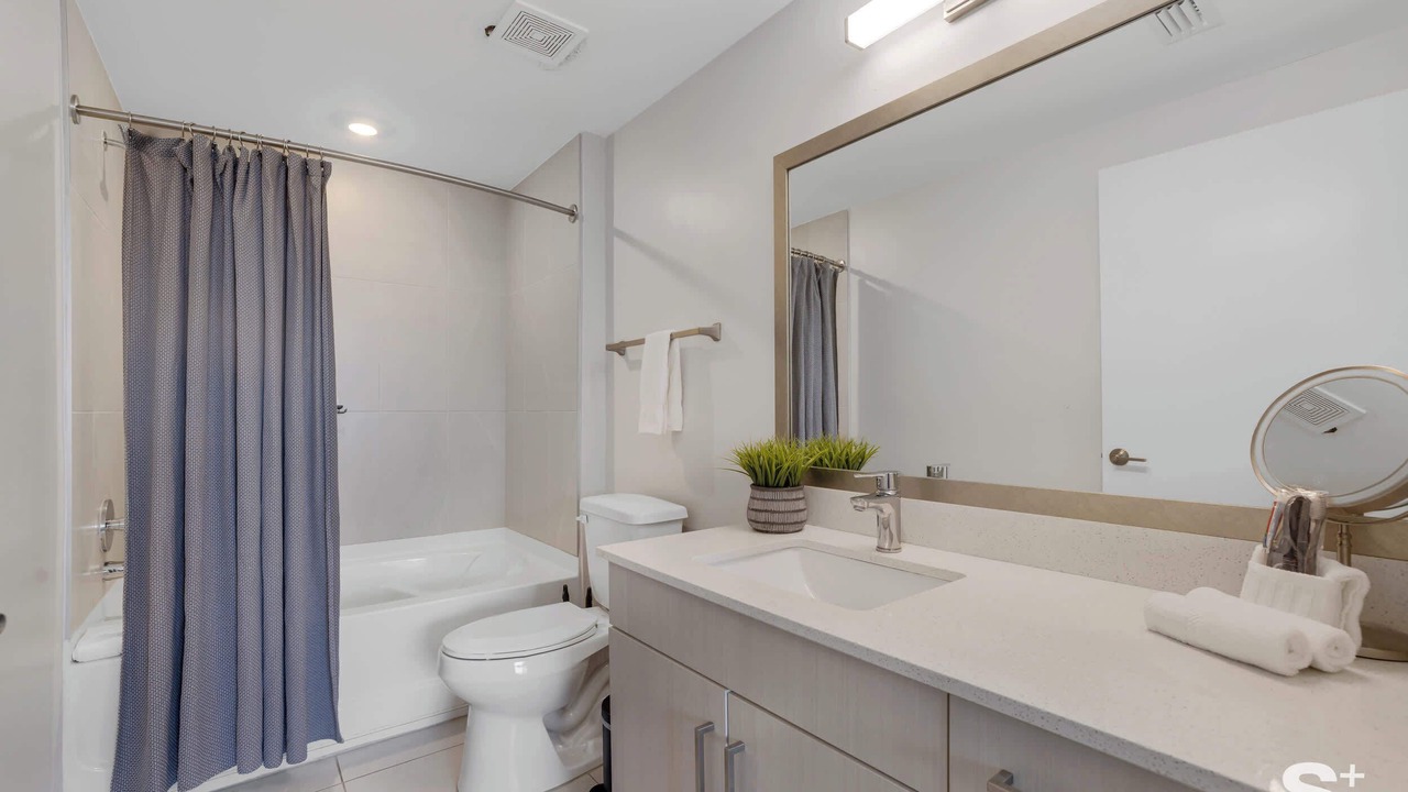 Photo of Bathroom in East Little Havana
