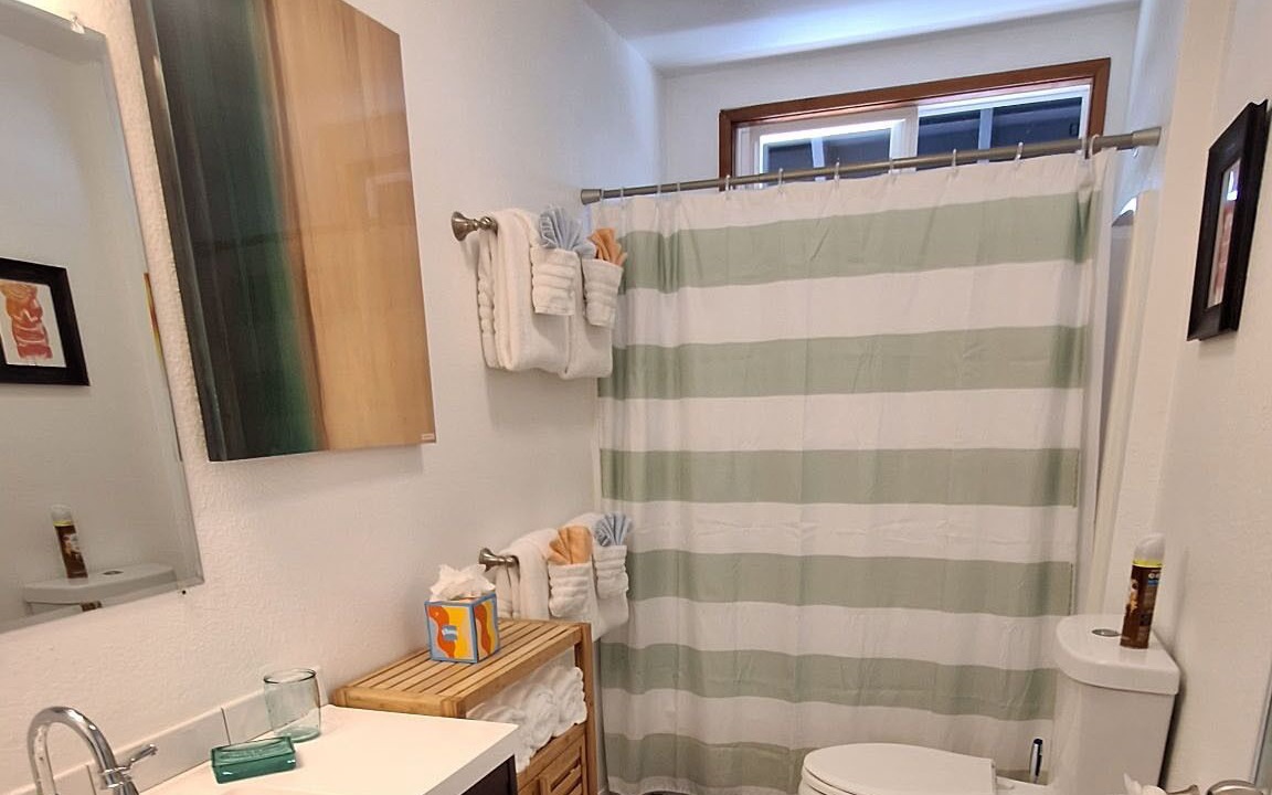 Photo of Bathroom in Keaau