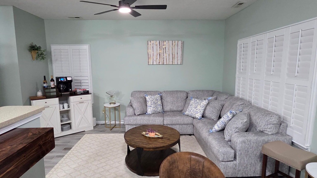 Photo of Livingroom in Wayne