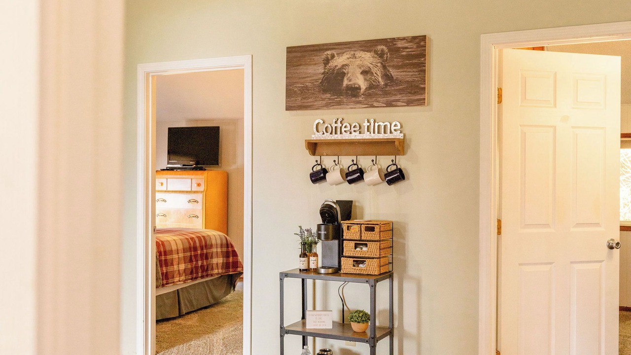 Photo of Bedroom in Sitka
