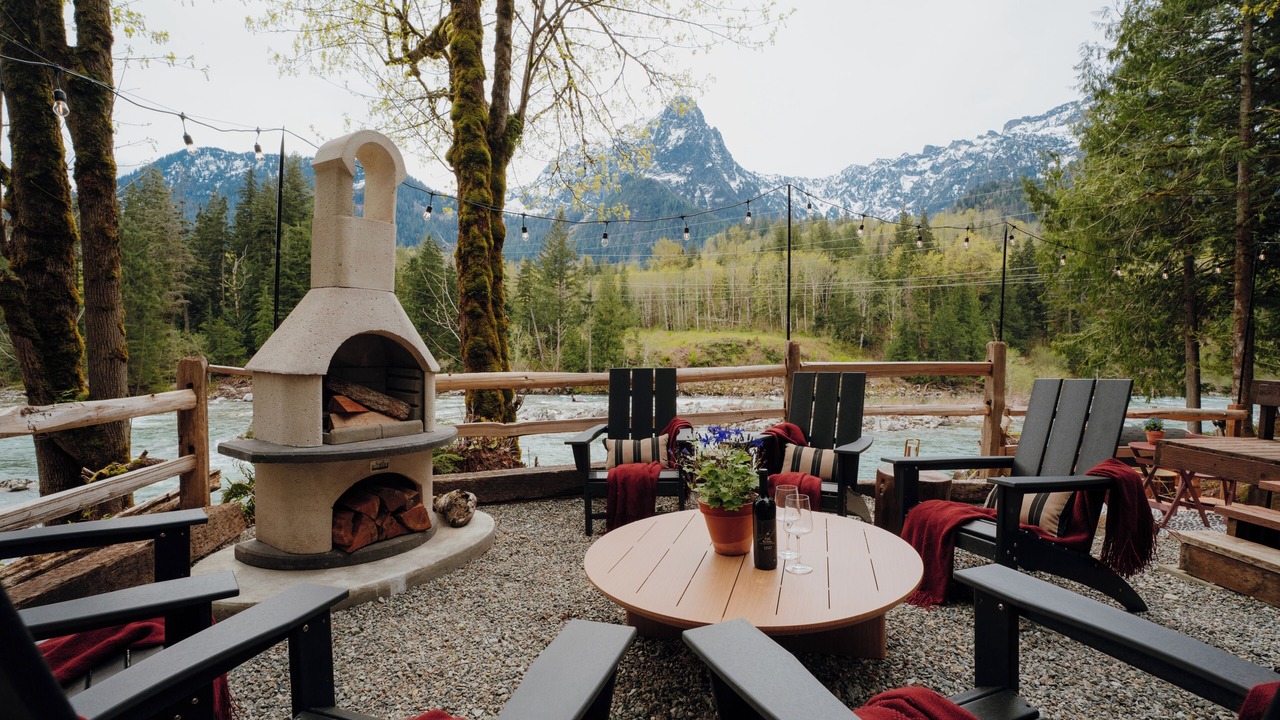 Photo of Outdoor in Gold Bar