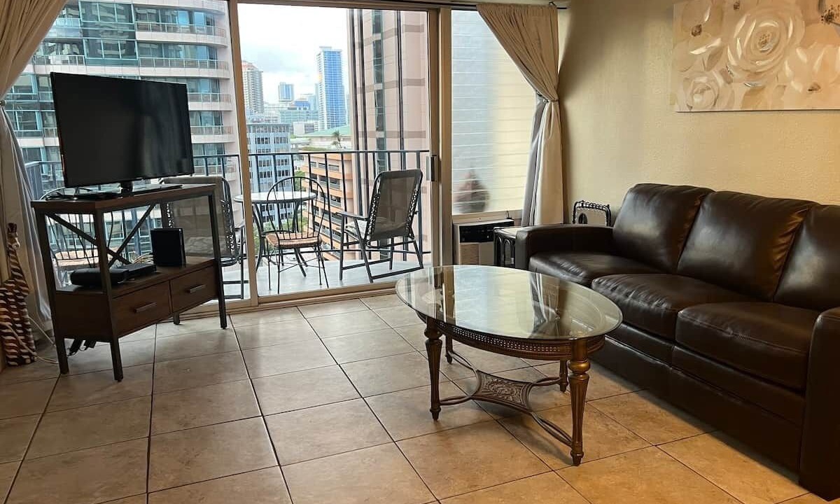 Photo of Livingroom in McCully - Moiliili