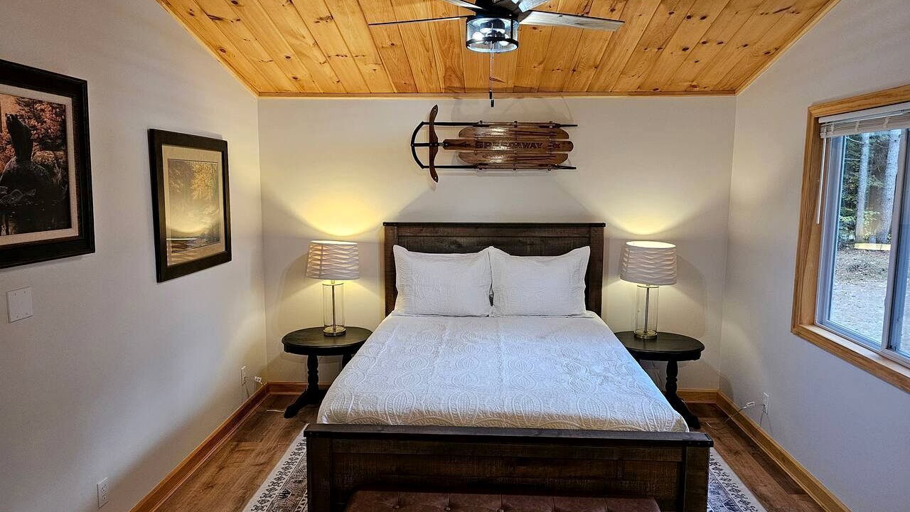 Photo of Bedroom in Bath