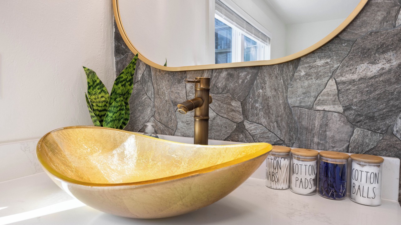 Photo of Bathroom in University District