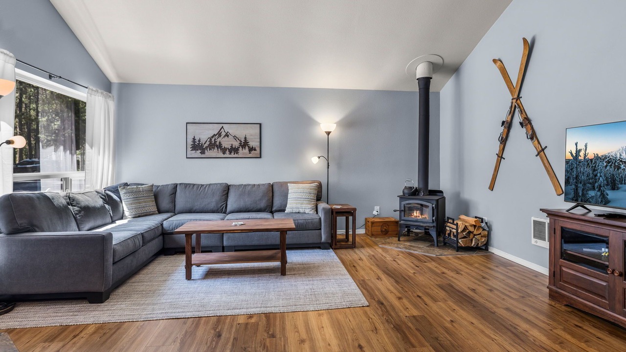 Photo of Livingroom in Three Rivers