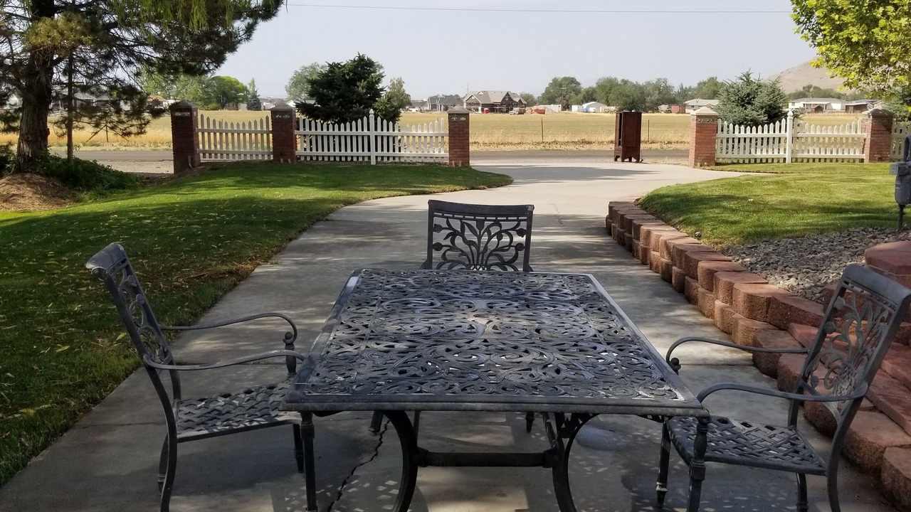 Photo of Outdoor in Lake Point