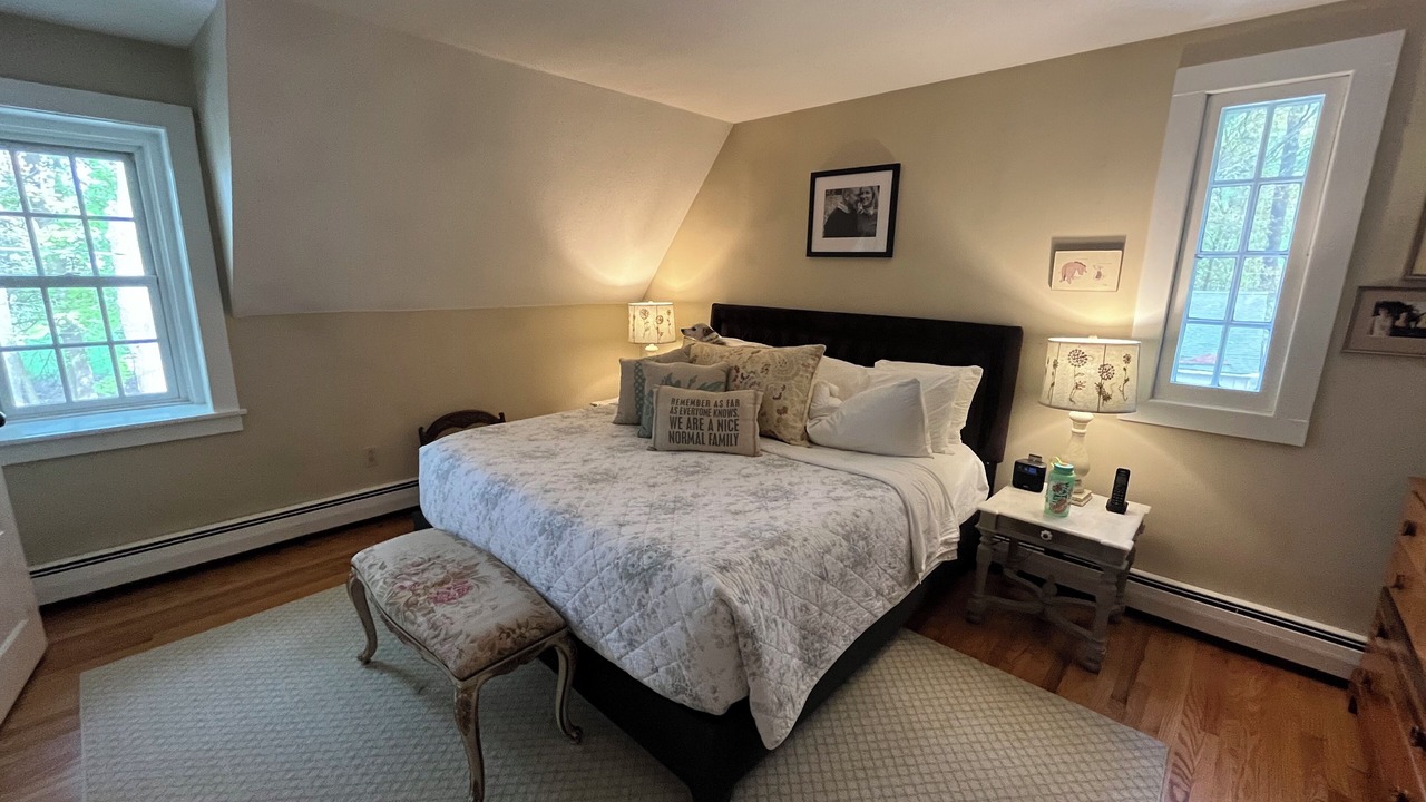 Photo of Bedroom in Saratoga Springs