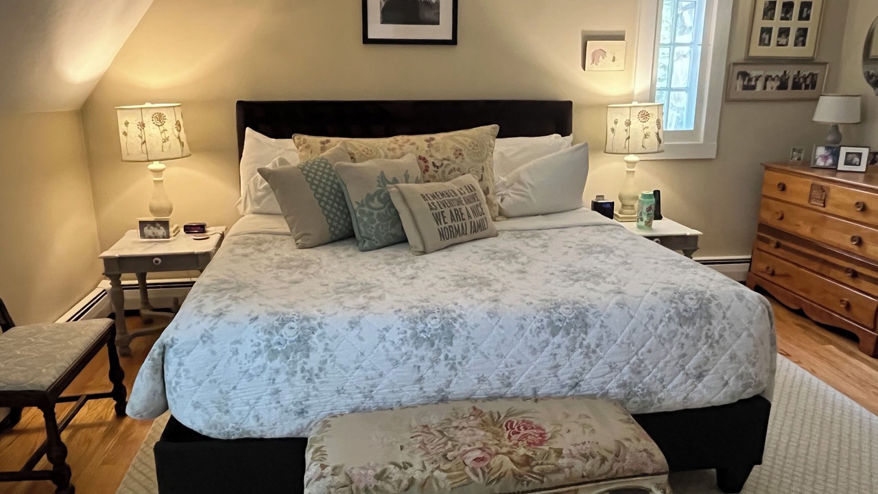 Photo of Bedroom in Saratoga Springs