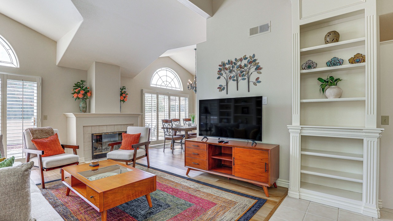 Photo of Livingroom in Hidden Meadows
