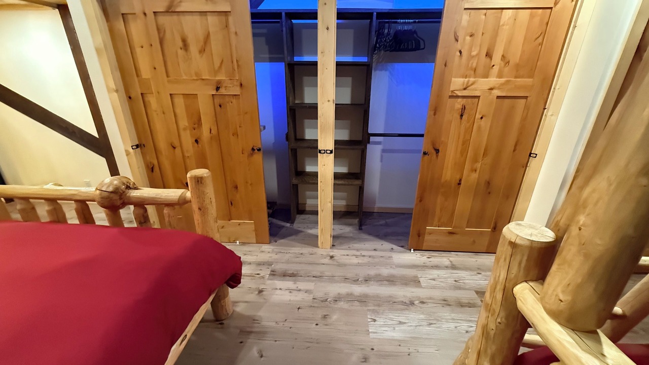 Photo of Bedroom in Seward