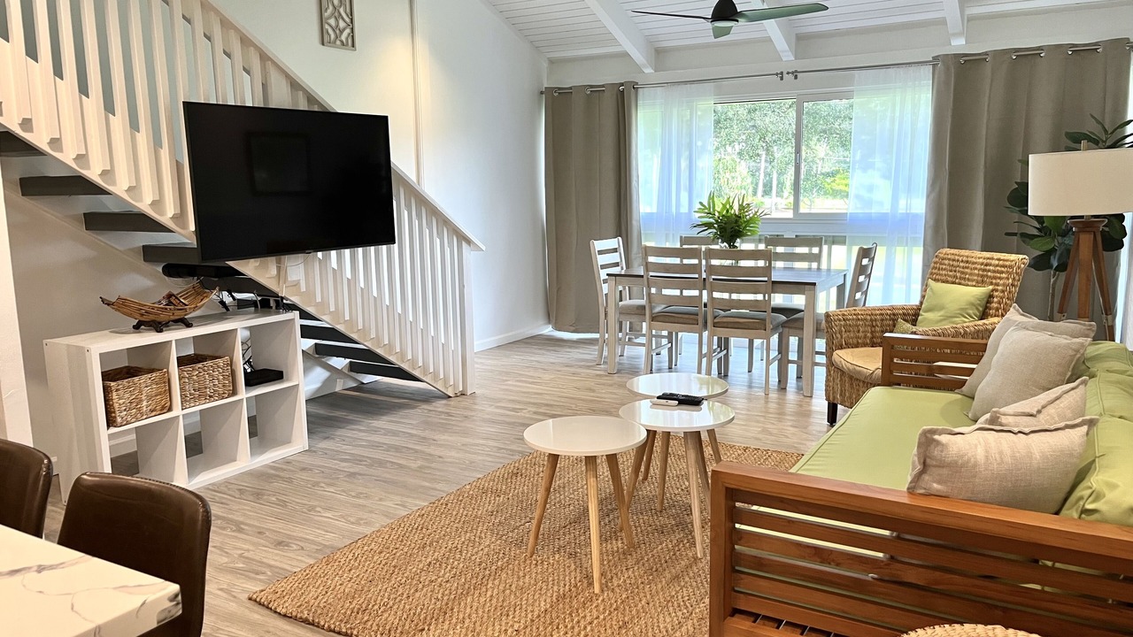Photo of Livingroom in Kahuku