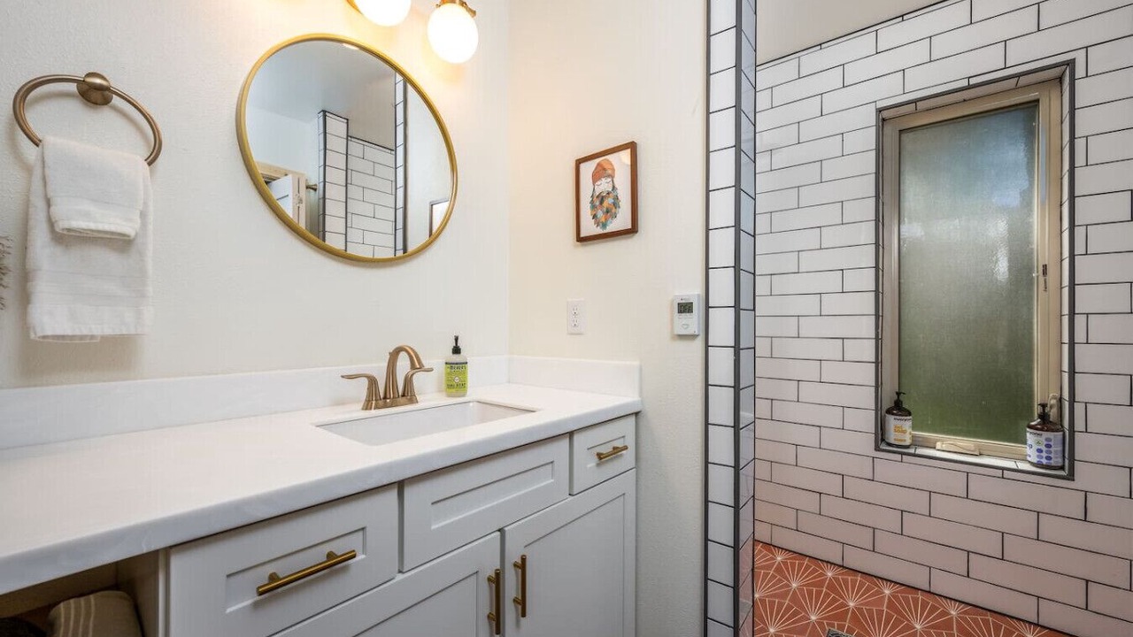 Photo of Bathroom in Lowell Point
