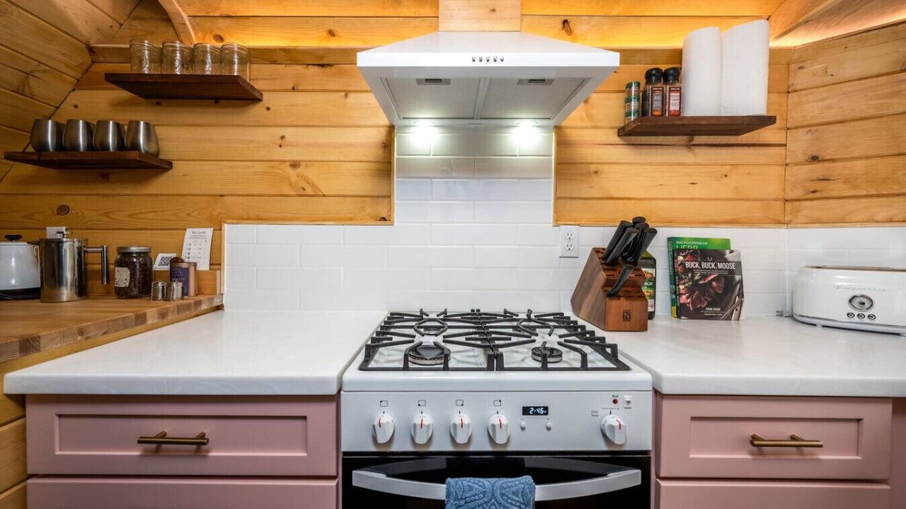 Photo of Kitchen in Lowell Point