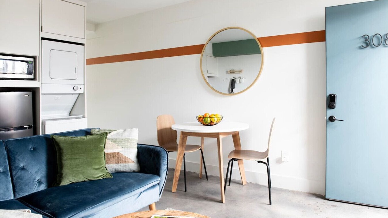 Photo of Livingroom in Virginia Highland